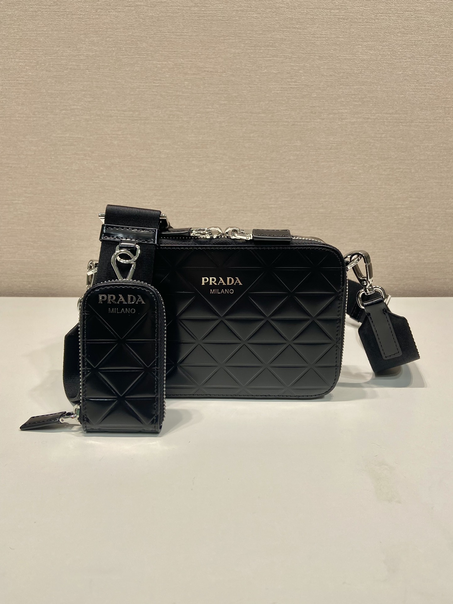 Prada_Camera_Bag_2VH070-